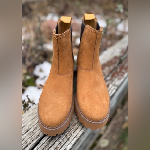 NEW Timberland Womens Carnaby Cool Chelsea Boot - Tan Size 9 - Picture 2 of 12